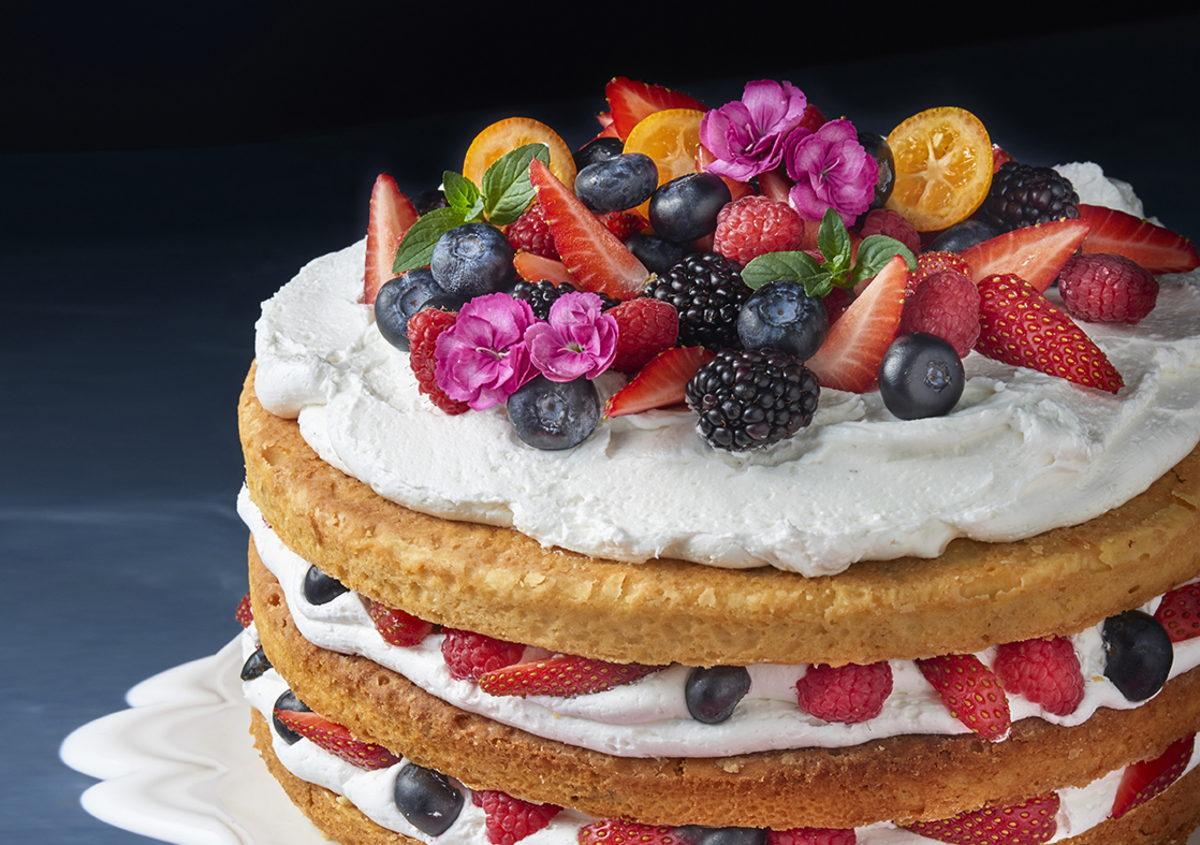  Pastel con Frutas