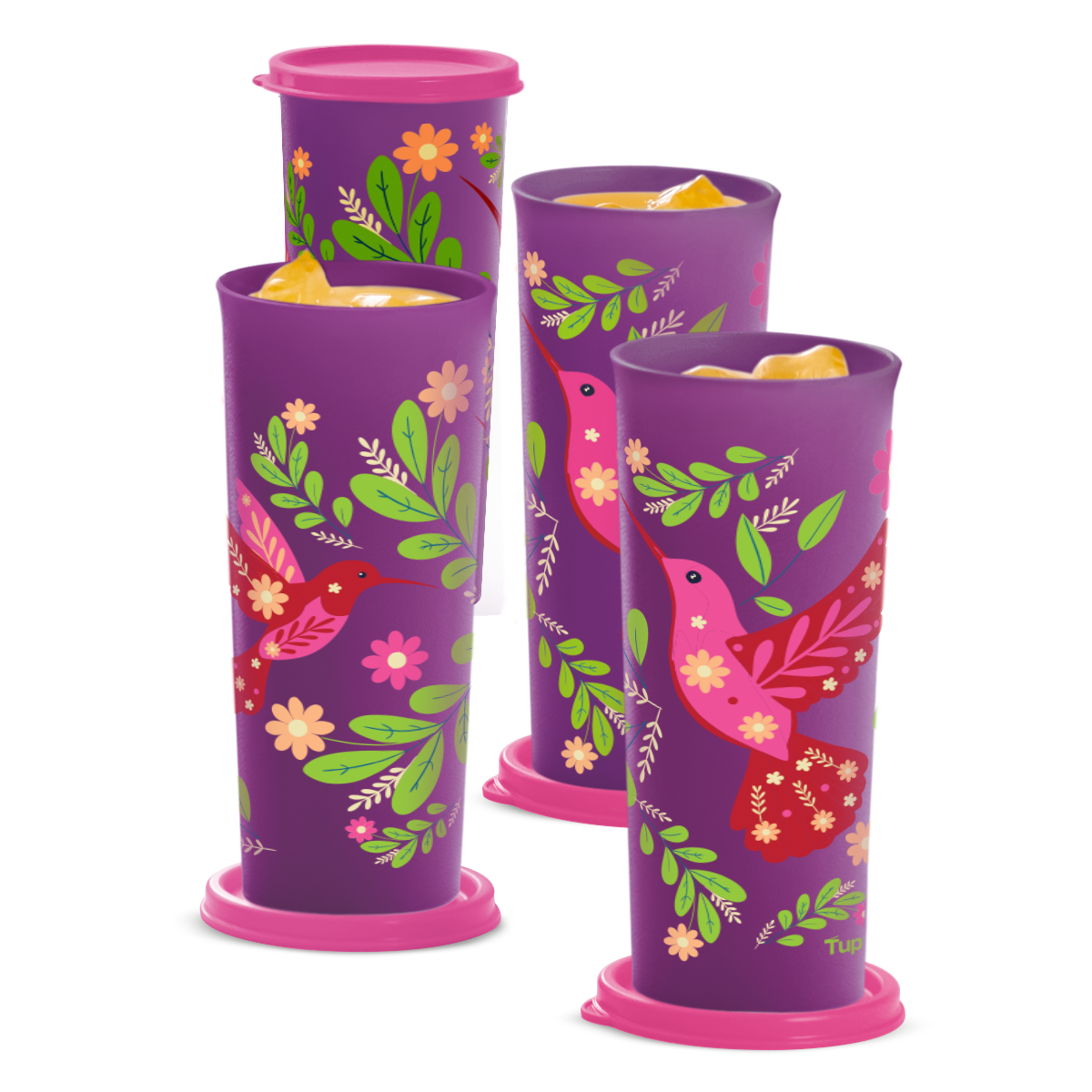 Bebe tus bebidas favoritas  en este set de 4 prácticos vasos con tapa incluida 